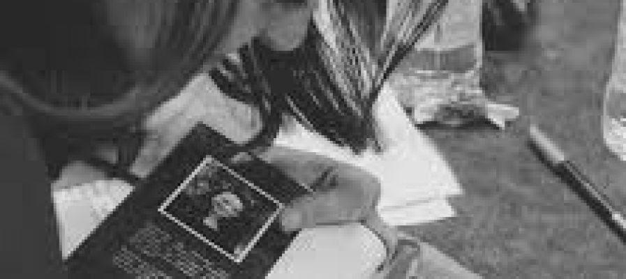 Natalia Gómez escritora Natalia Gómez escritora