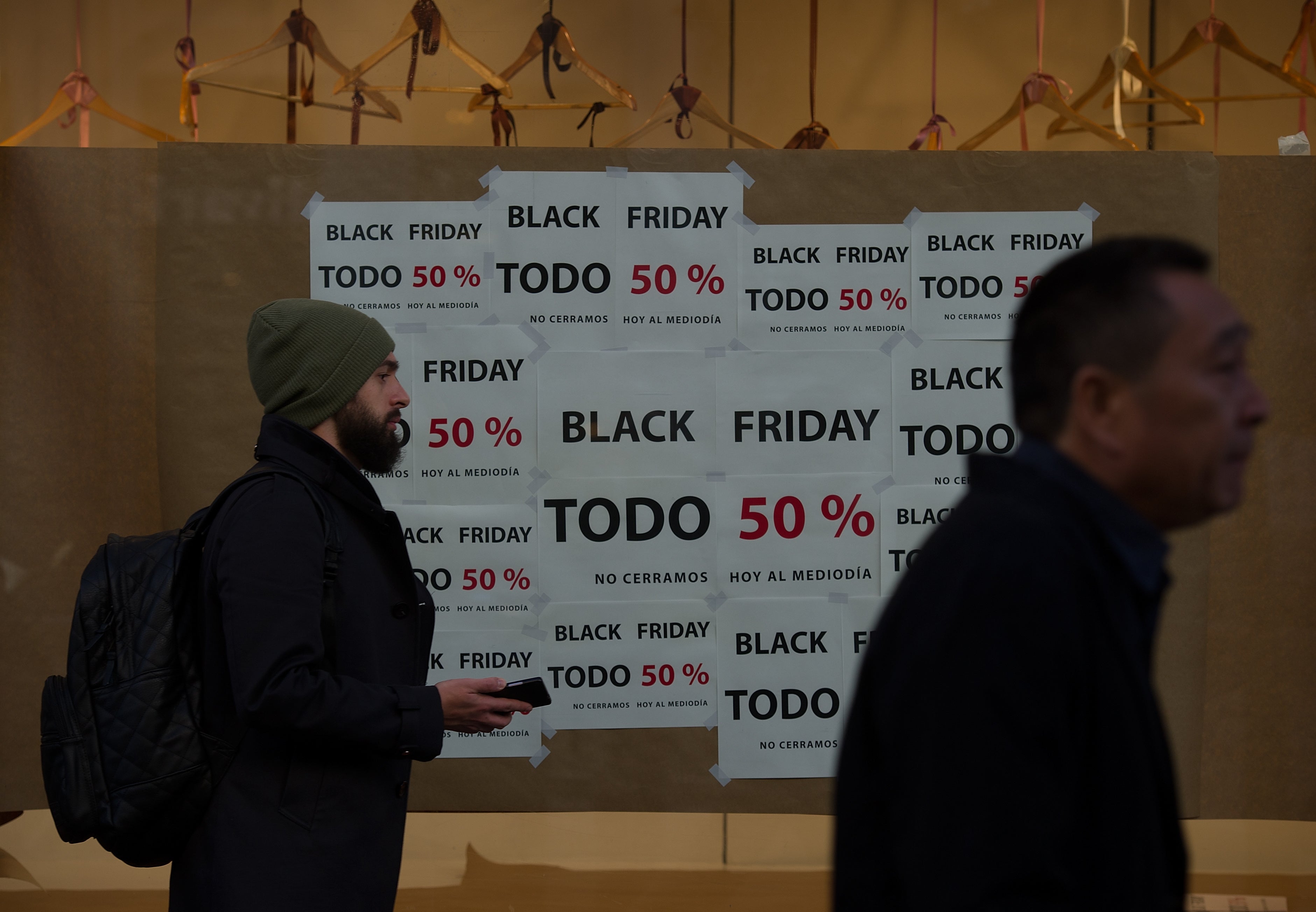 El Black Friday y el Ciber Monday crearán 32.000 empleos en comercio y logística El Black Friday y el Ciber Monday crearán 32.000 empleos en comercio y logística