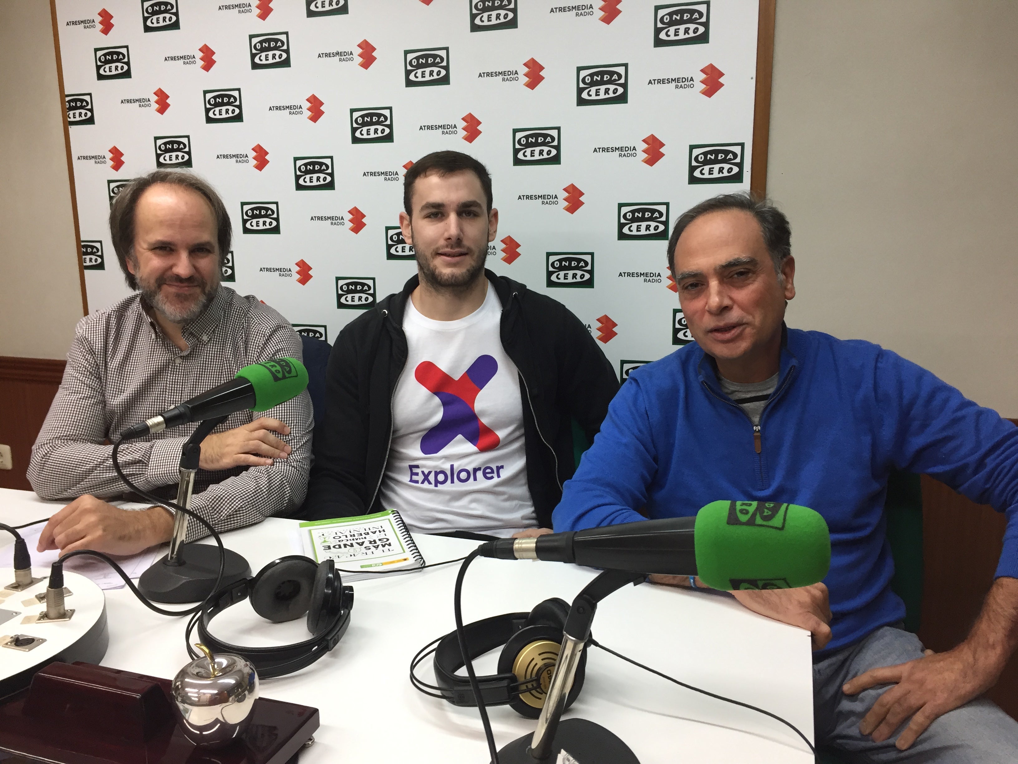 Buscando Empleo Buscando Empleo