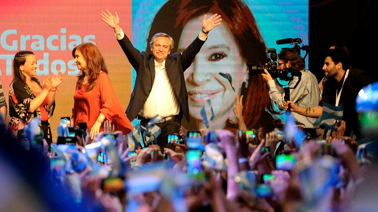 Alberto Fernández gana las elecciones en Argentina con el 48% de los votos Alberto Fernández gana las elecciones en Argentina con el 48% de los votos