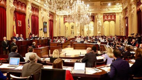 Francina Armengol, durante el Pleno parlamentario 