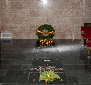 La tumba de Franco en Mingorrubio La tumba de Franco en Mingorrubio