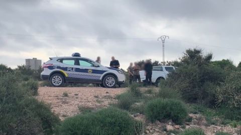 Agentes de la Polic&iacute;a Local de Elche en el dispositivo de vigilancia de la campa&ntilde;a de caza.