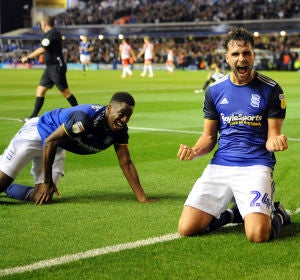 Álvaro Giménez celebra un gol con el Birmingham City Álvaro Giménez celebra un gol con el Birmingham City