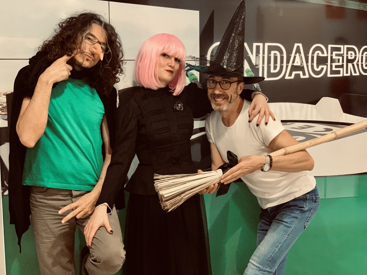 Vol. 213 "Brujas" Vol. 213 "Brujas"