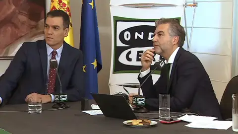 Pedro Sánchez y Carlos Alsina Pedro Sánchez y Carlos Alsina