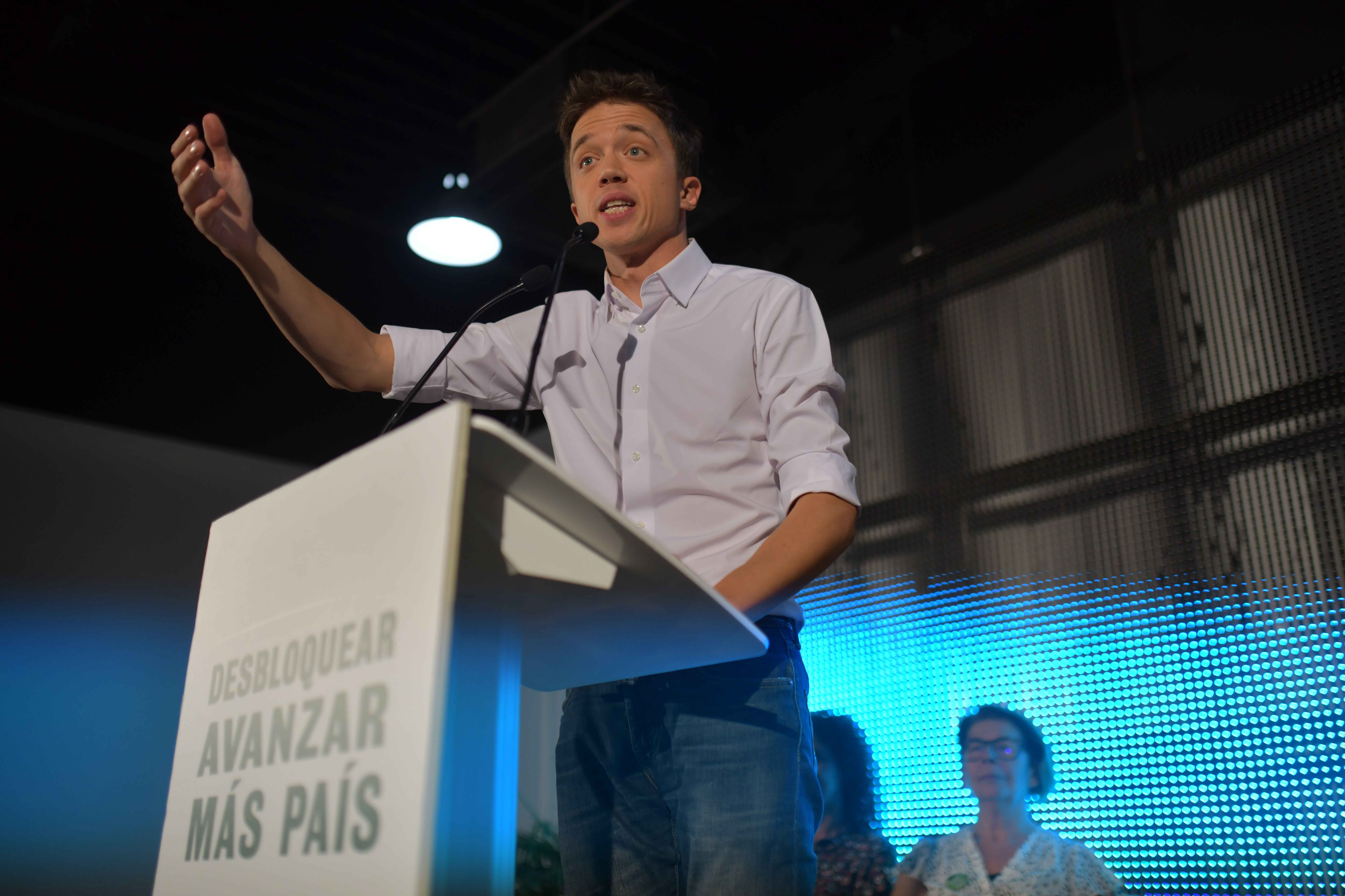 Íñigo Errejón pide "compromiso" a los otros líderes: "Para llegar a acuerdos, no tenemos que estar de acuerdo en todo" Íñigo Errejón pide "compromiso" a los otros líderes: "Para llegar a acuerdos, no tenemos que estar de acuerdo en todo"