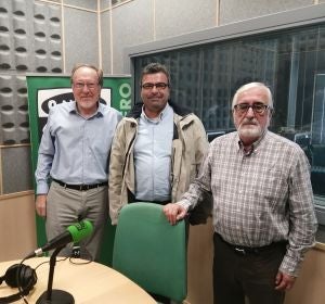 Vicente Pérez, Pedro Lucas y José Luis Muñoz, la tertulia de Onda Cero Cuenca Vicente Pérez, Pedro Lucas y José Luis Muñoz, la tertulia de Onda Cero Cuenca