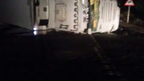 Accidente ocurrido esta pasada noche en Luciana, en la N-430 Accidente ocurrido esta pasada noche en Luciana, en la N-430