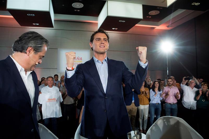 Albert Rivera: "España con Ciudadanos será el infierno de los chorizos" Albert Rivera: "España con Ciudadanos será el infierno de los chorizos"