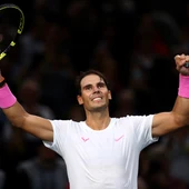Rafa Nadal celebra su victoria en el Másters 1000 de París Rafa Nadal celebra su victoria en el Másters 1000 de París
