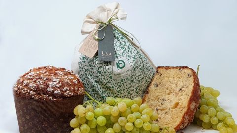 Panettone y uva del Vinalop&oacute;
