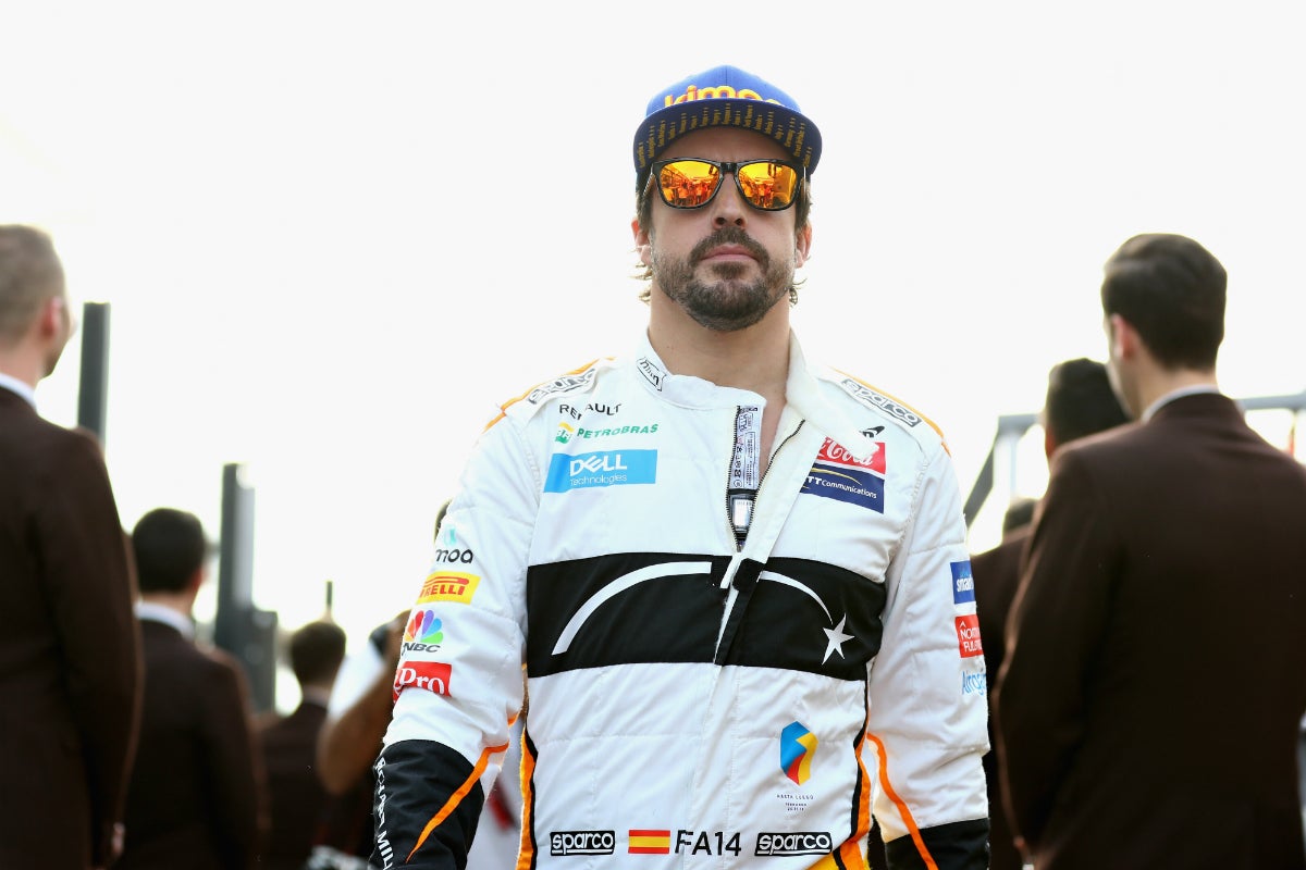 Alonso consigue su primer podio en Rallys: tercero en Arabia Saudí Alonso consigue su primer podio en Rallys: tercero en Arabia Saudí