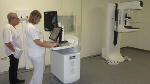 Nuevo mam&oacute;grafo adquirido por el Hospital General Universitario de Elche.