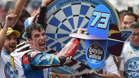 Álex Márquez celebrado el titulo Motor