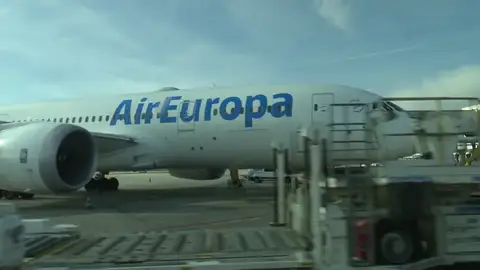 REEMPLAZO: Iberia comprará Air Europa por mil millones de euros REEMPLAZO: Iberia comprará Air Europa por mil millones de euros