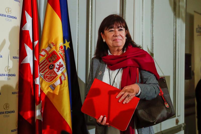 Cristina Narbona: "Un referéndum de autodeterminación en Cataluña queda fuera de cualquier mesa de diálogo" Cristina Narbona: "Un referéndum de autodeterminación en Cataluña queda fuera de cualquier mesa de diálogo"