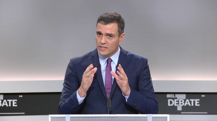 Sánchez anuncia que Nadia Calviño será "la próxima vicepresidenta en el área de Economía" si llega al Gobierno Sánchez anuncia que Nadia Calviño será "la próxima vicepresidenta en el área de Economía" si llega al Gobierno