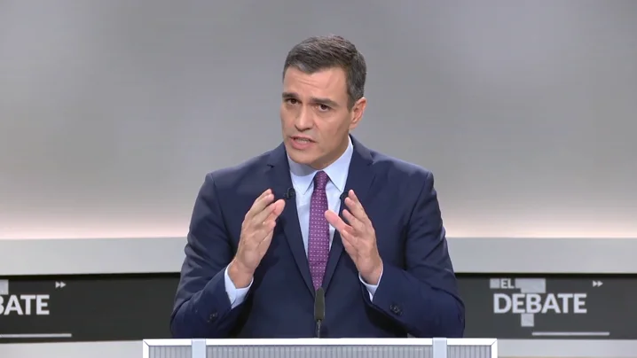 Sánchez anuncia que Nadia Calviño será "la próxima vicepresidenta en el área de Economía" si llega al Gobierno Sánchez anuncia que Nadia Calviño será "la próxima vicepresidenta en el área de Economía" si llega al Gobierno