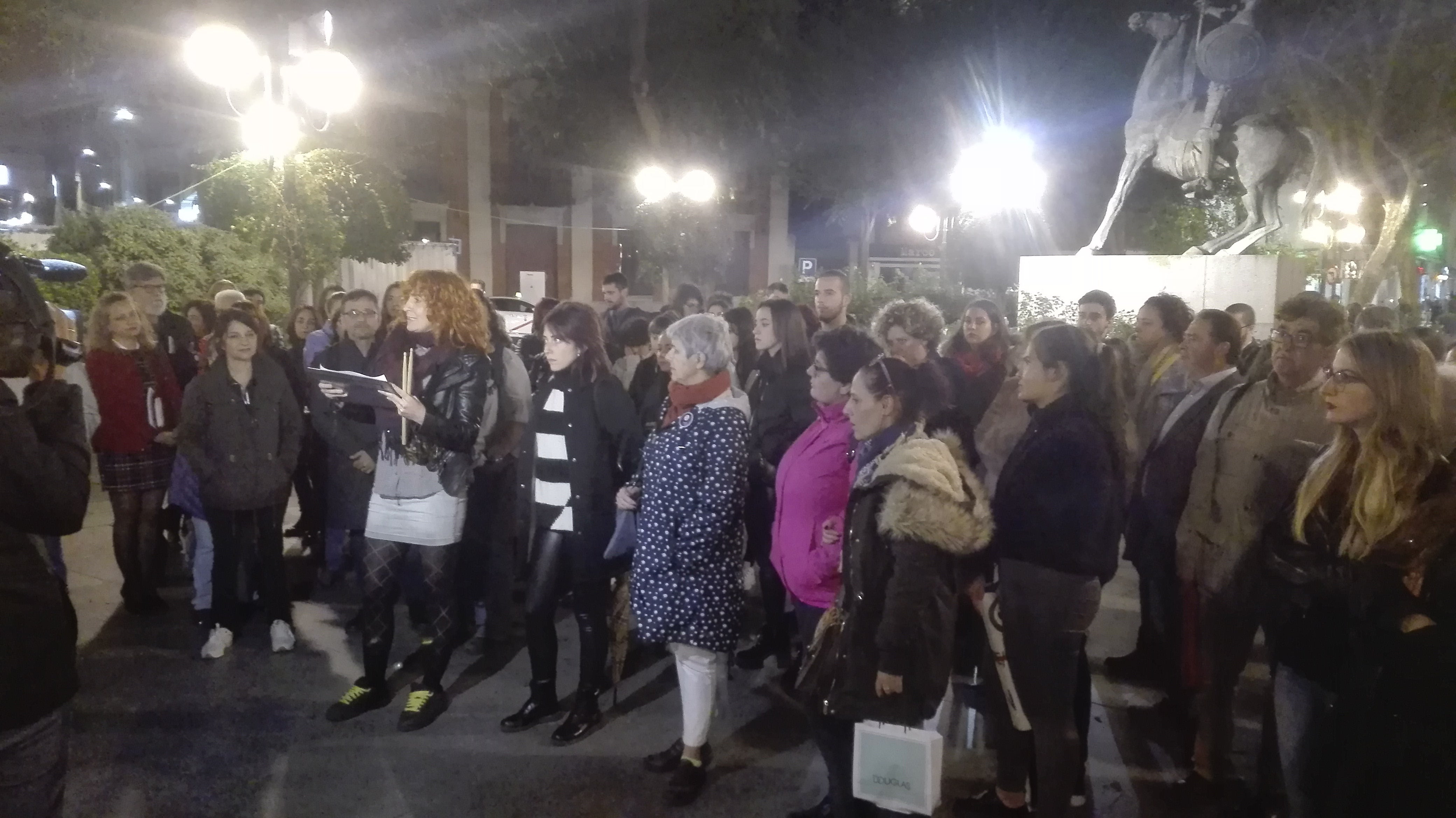 Concentración en Ciudad Real en respulsa a la sentencia de la "manada" de Manresa Concentración en Ciudad Real en respulsa a la sentencia de la "manada" de Manresa