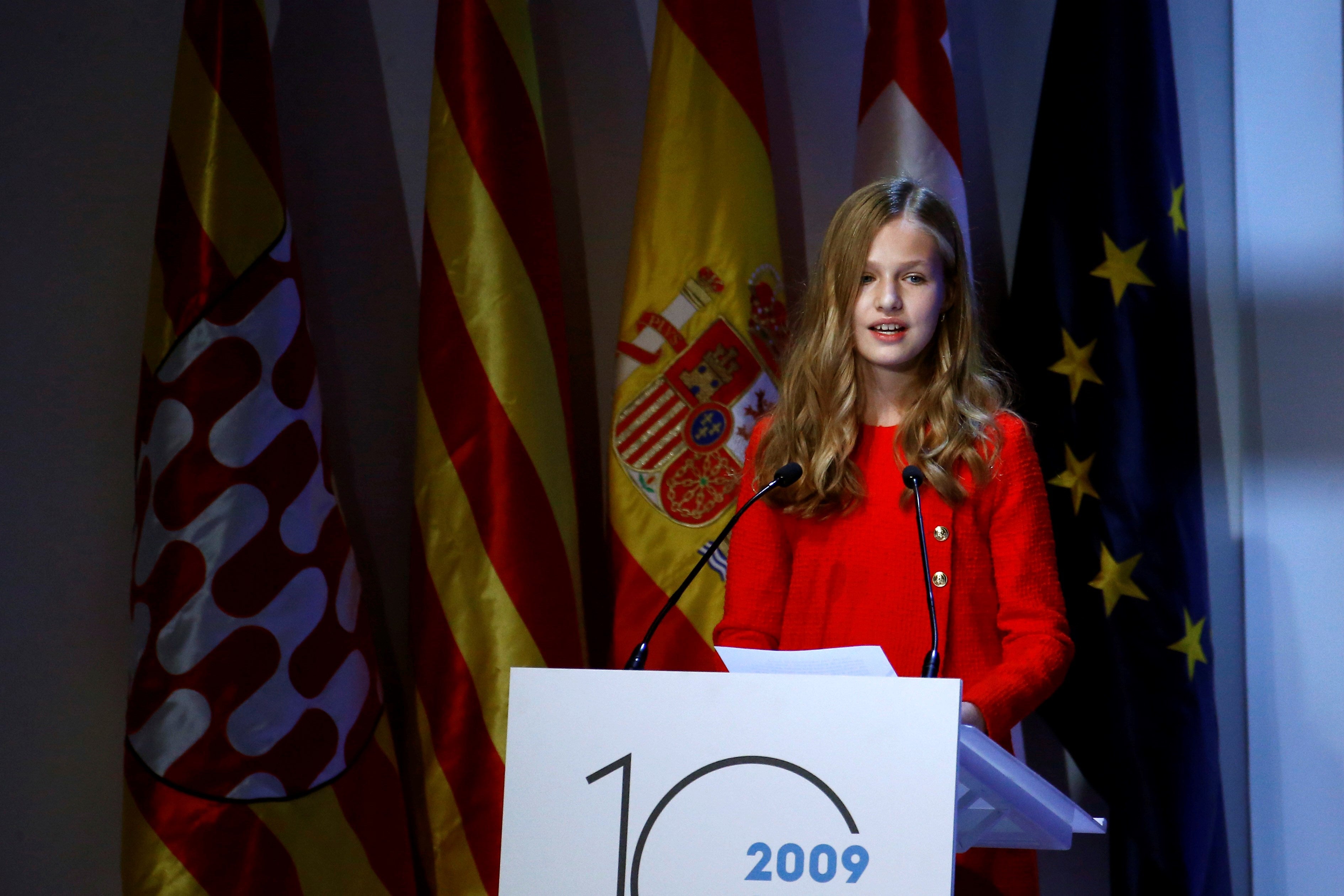 Así ha sido el primer discurso de la Princesa Leonor en catalán: "Cataluña siempre ocupará un lugar especial en mi corazón" Así ha sido el primer discurso de la Princesa Leonor en catalán: "Cataluña siempre ocupará un lugar especial en mi corazón"