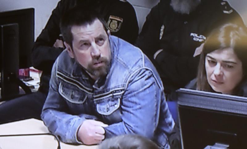 José Enrique Abuín vuelve a sentarse en el banquillo de los acusados José Enrique Abuín vuelve a sentarse en el banquillo de los acusados