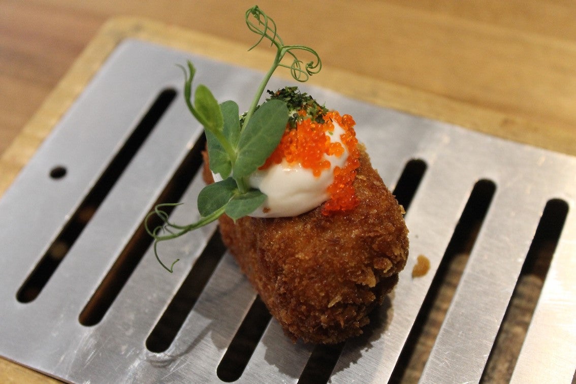Más de una veintena de establecimientos de hostelería compiten en Elche por ofrecer la mejor croqueta Más de una veintena de establecimientos de hostelería compiten en Elche por ofrecer la mejor croqueta