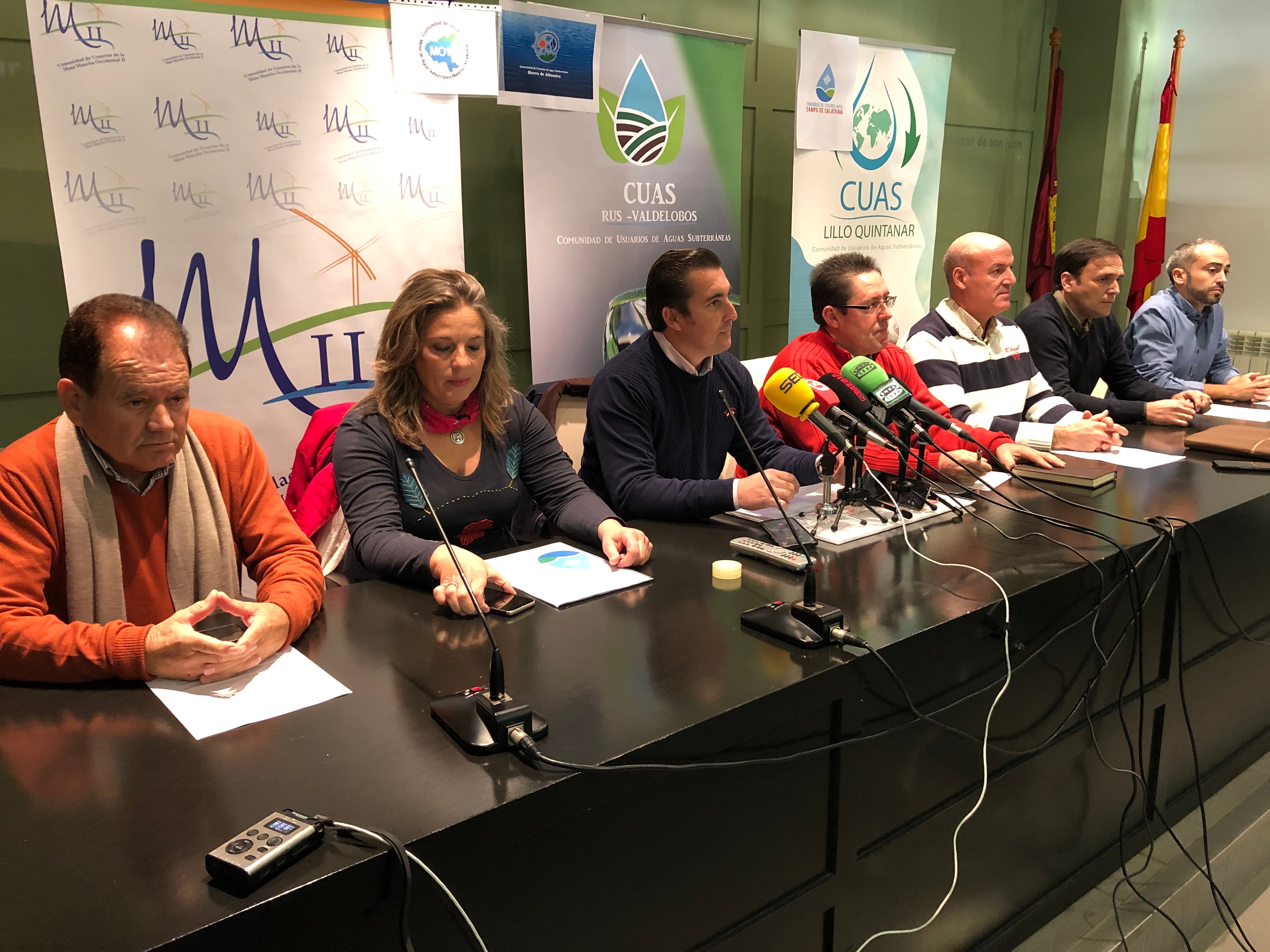 Los agricultores del Alto Guadiana se oponen a los recortes en el regadío Los agricultores del Alto Guadiana se oponen a los recortes en el regadío