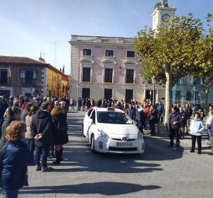 Concentración Plaza Cervantes taxistas Concentración Plaza Cervantes taxistas