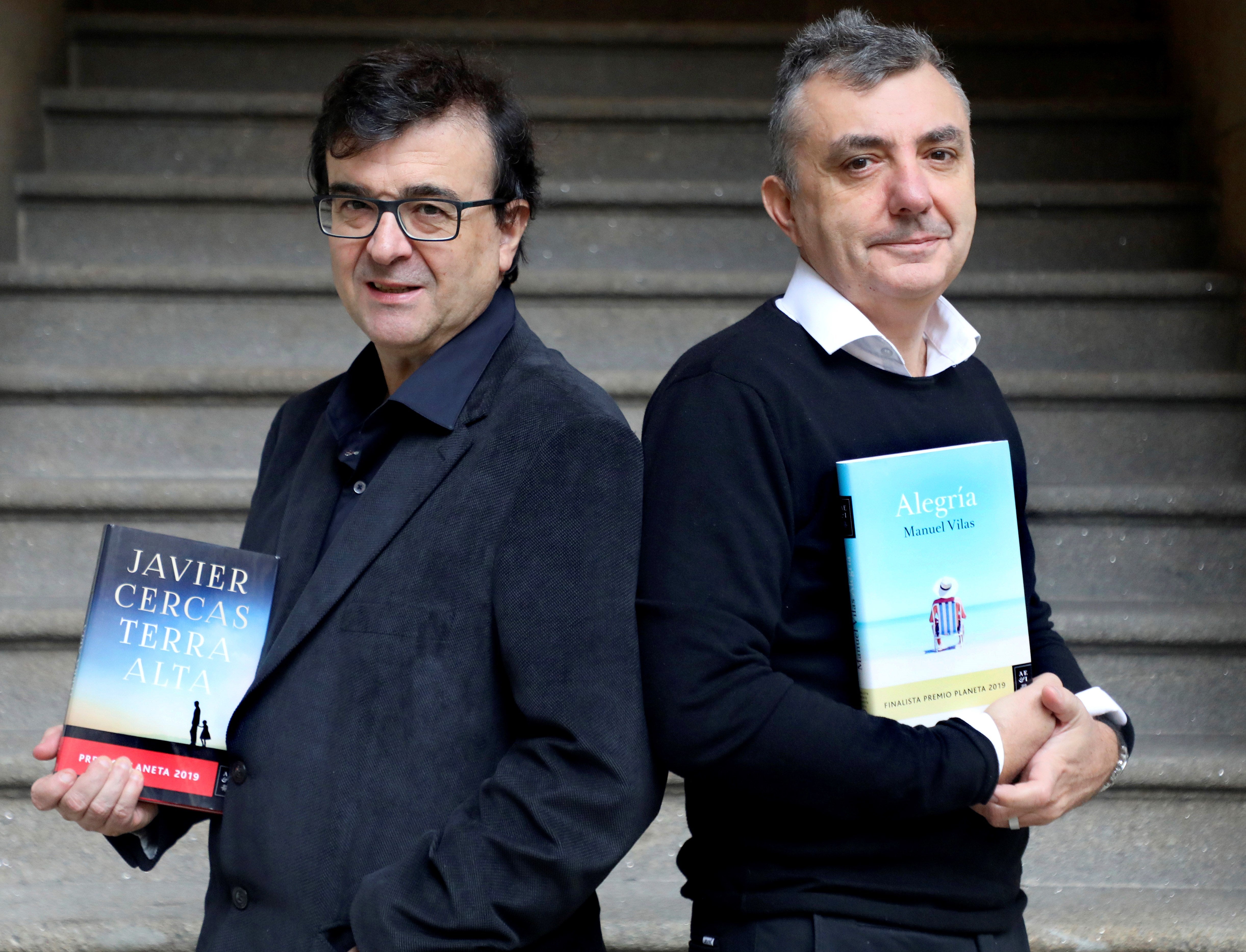 "La literatura puede y debe ser popular": hablamos con Javier Cercas y Manuel Vilas, ganador y finalista del Premio Planeta 2019 "La literatura puede y debe ser popular": hablamos con Javier Cercas y Manuel Vilas, ganador y finalista del Premio Planeta 2019