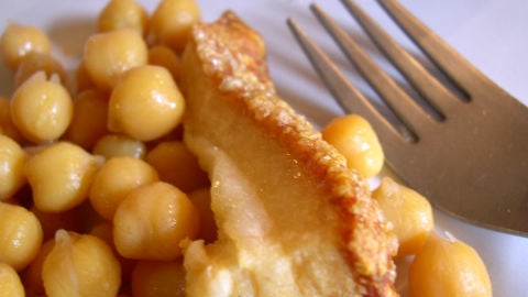 Garbanzos con tocino