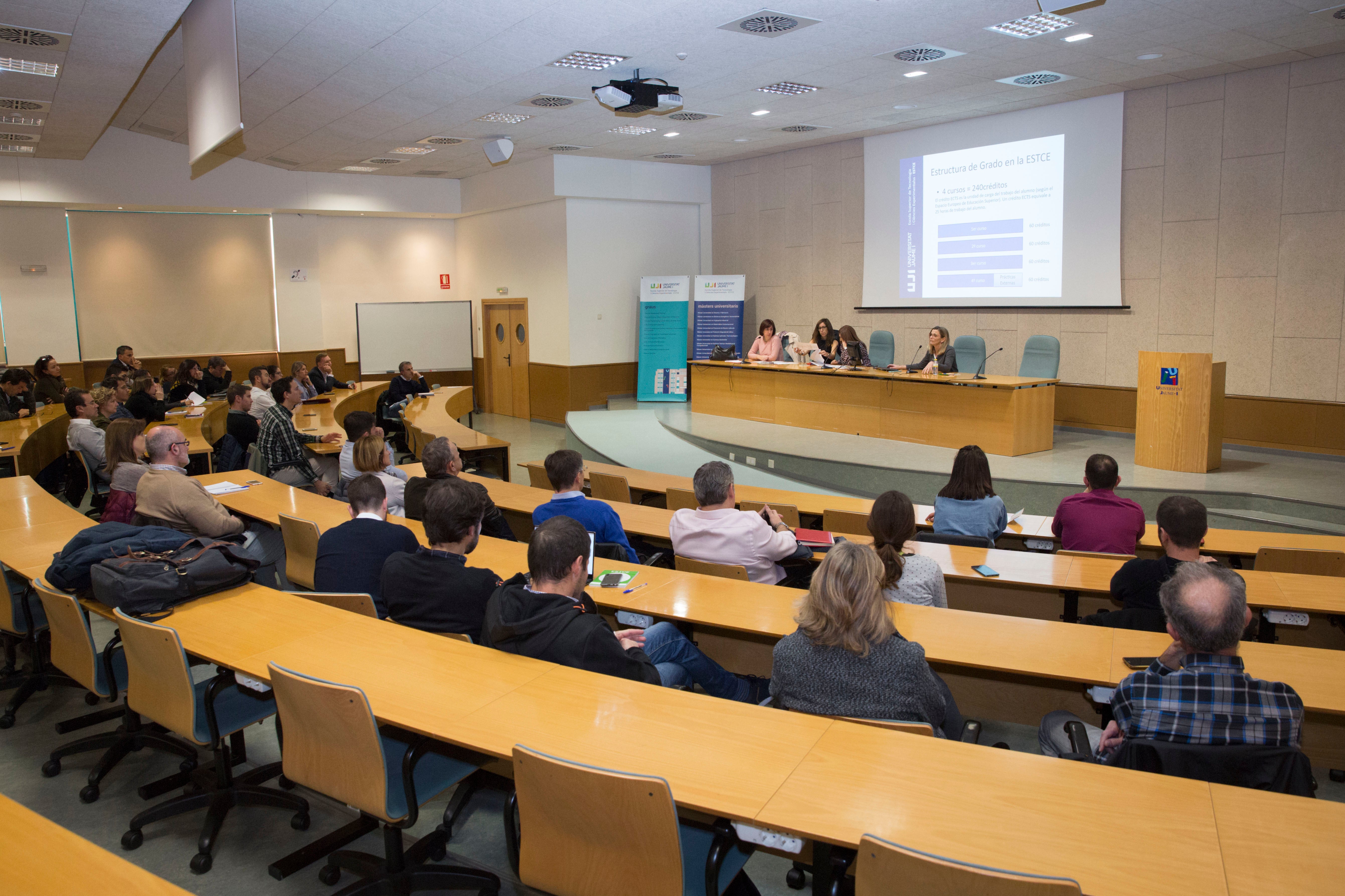 L’ESTCE facilitará el contacto profesional entre el alumnado y empresas en la Feria de Empresas 2020 L’ESTCE facilitará el contacto profesional entre el alumnado y empresas en la Feria de Empresas 2020