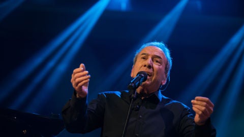 La emocionante actuaci&oacute;n de Jos&eacute; Luis Perales en 'El Hormiguero 3.0' cantando 'Y c&oacute;mo es &eacute;l'