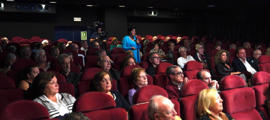Charla en Marina d'Or. Charla en Marina d'Or.