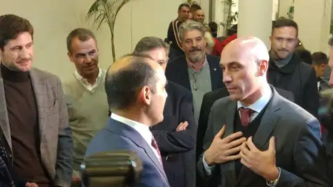 Richard Shaheen con Luis Rubiales Richard Shaheen con Luis Rubiales