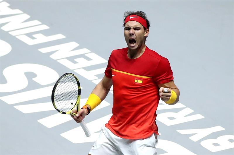 Nadal vuelve a salvar a España y el dobles decidirá la final de la Copa Davis Nadal vuelve a salvar a España y el dobles decidirá la final de la Copa Davis