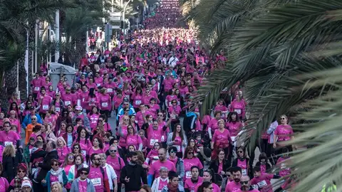 Carrera contra el cáncer de mama en Elche. Carrera contra el cáncer de mama en Elche.