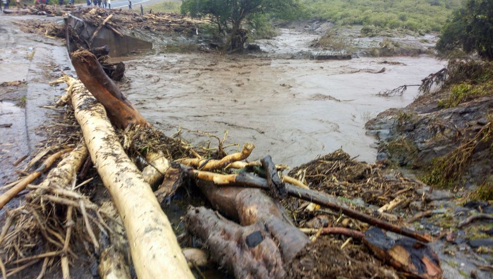 43 muertos por deslizamientos de tierra en Kenia. 