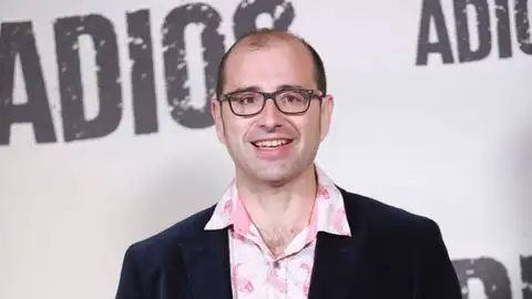 El director Paco Cabezas, en el photocall de la película 'Adiós' Es un thriller sevillano protagonizado por Mario Casas y Natalia de Molina