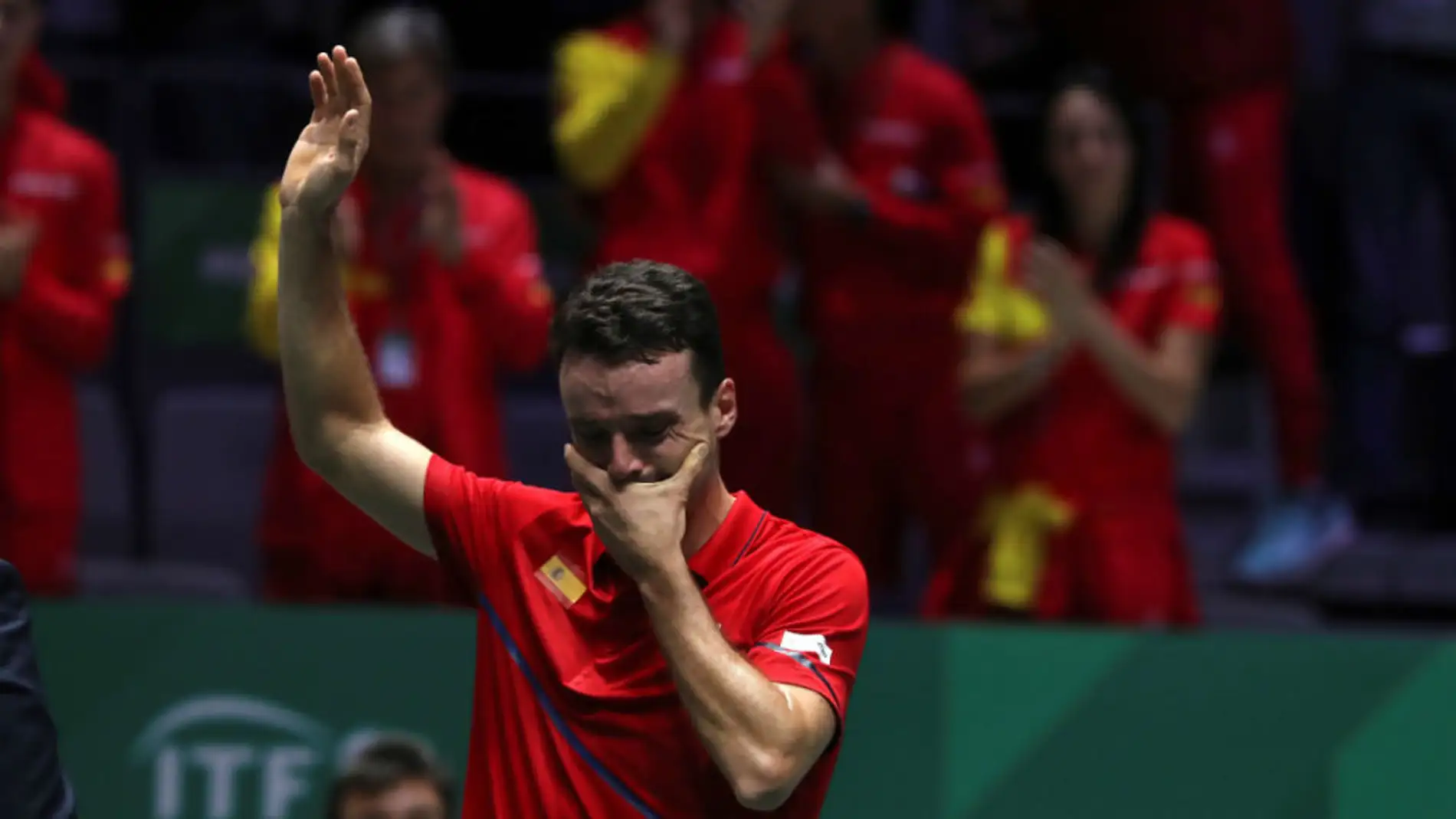 LaSexta Deportes (24-11-19) Roberto Bautista rompe a llorar tras lograr el primer punto para España en la final de la Copa Davis