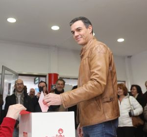 Pedro Sánchez en la consulta a la militancia del PSOE Pedro Sánchez en la consulta a la militancia del PSOE