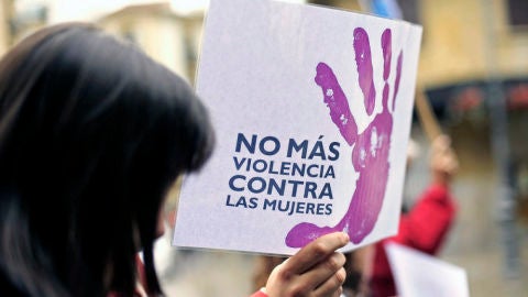 Pancarta en una manifestación contra la violencia de género. 