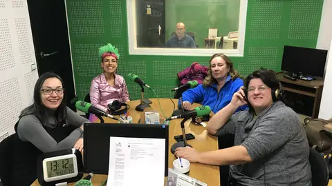 Tertulia en femenio en Más de Uno Ourense Tertulia en femenio en Más de Uno Ourense