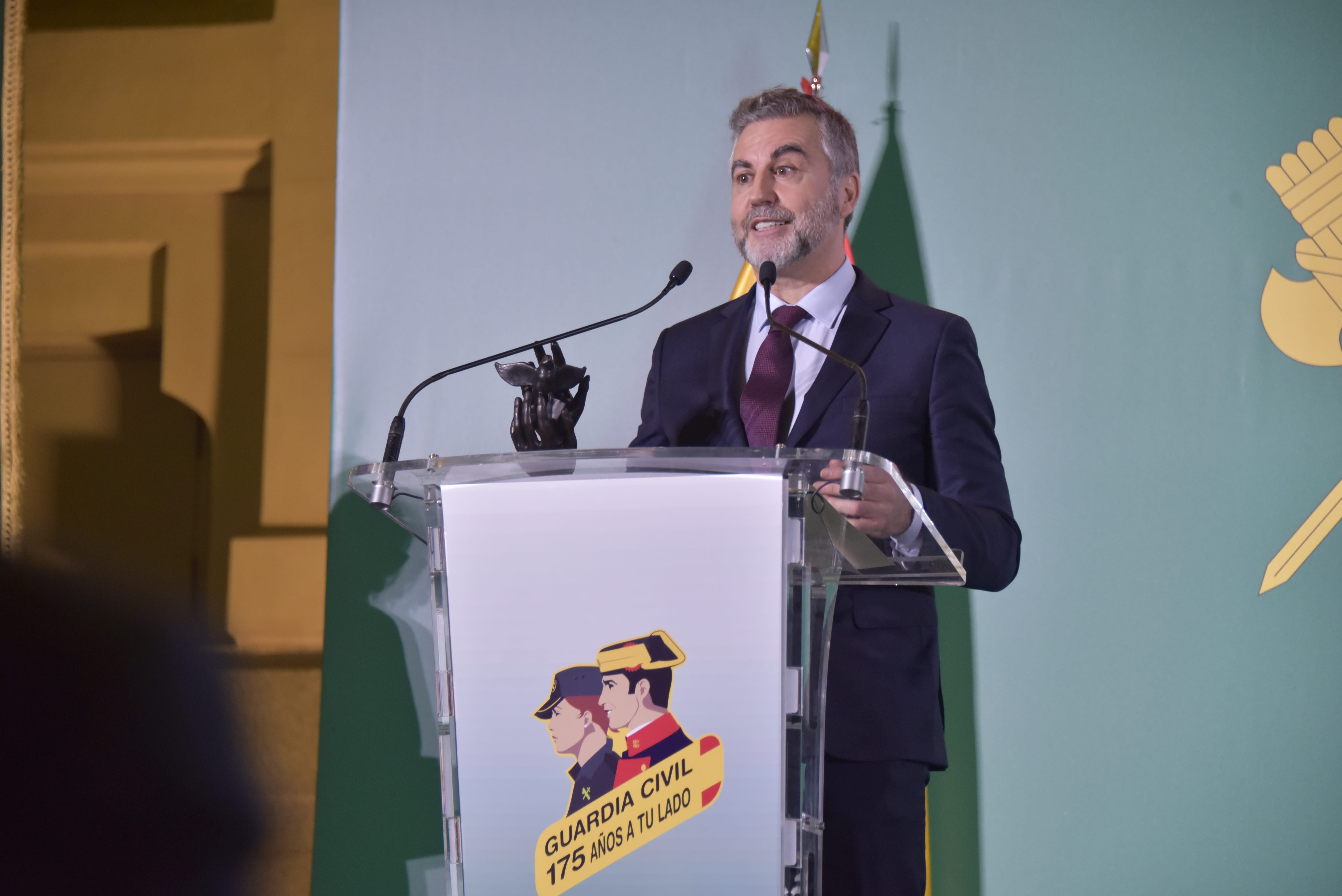 Las bonitas palabras que Carlos Alsina dedicó a la Guardia Civil al recoger el premio que le otorgaron Las bonitas palabras que Carlos Alsina dedicó a la Guardia Civil al recoger el premio que le otorgaron