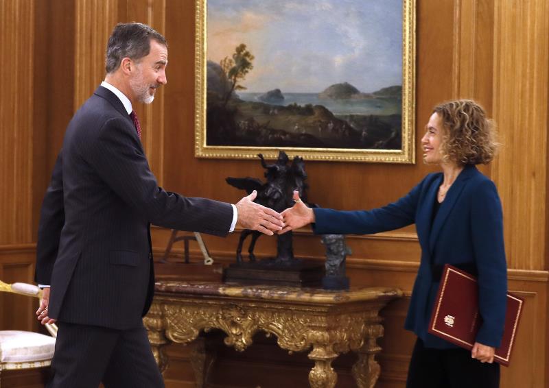 Batet ve al Rey "con ánimo de organizar rápidamente" la ronda de consultas Batet ve al Rey "con ánimo de organizar rápidamente" la ronda de consultas