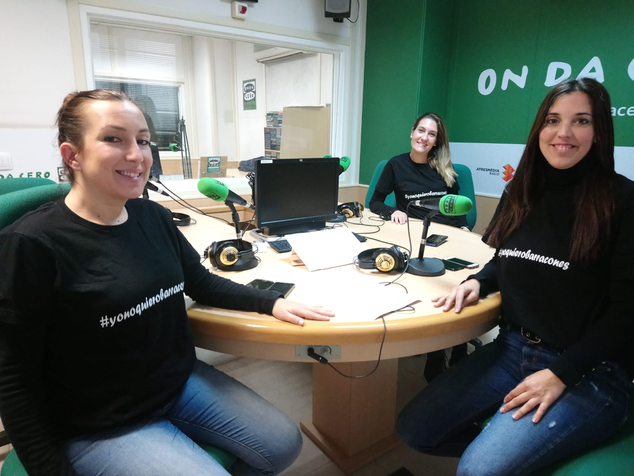 El AMPA del CEIP La Baia critica el retraso en la instalacion de los nuevos barracones El AMPA del CEIP La Baia critica el retraso en la instalacion de los nuevos barracones