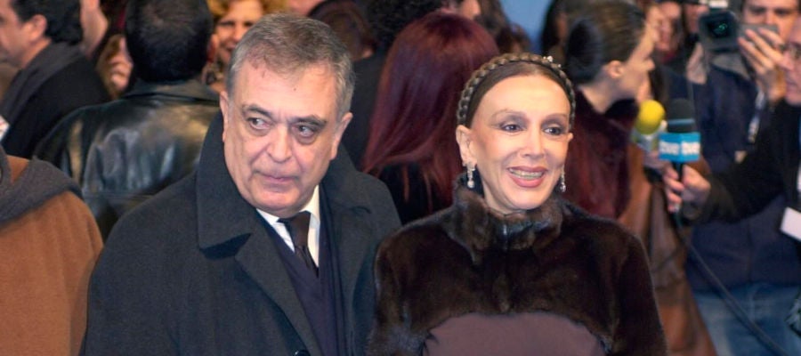 El cineasta Javier Aguirre junto a su mujer, la actriz Esperanza Roy El cineasta Javier Aguirre junto a su mujer, la actriz Esperanza Roy