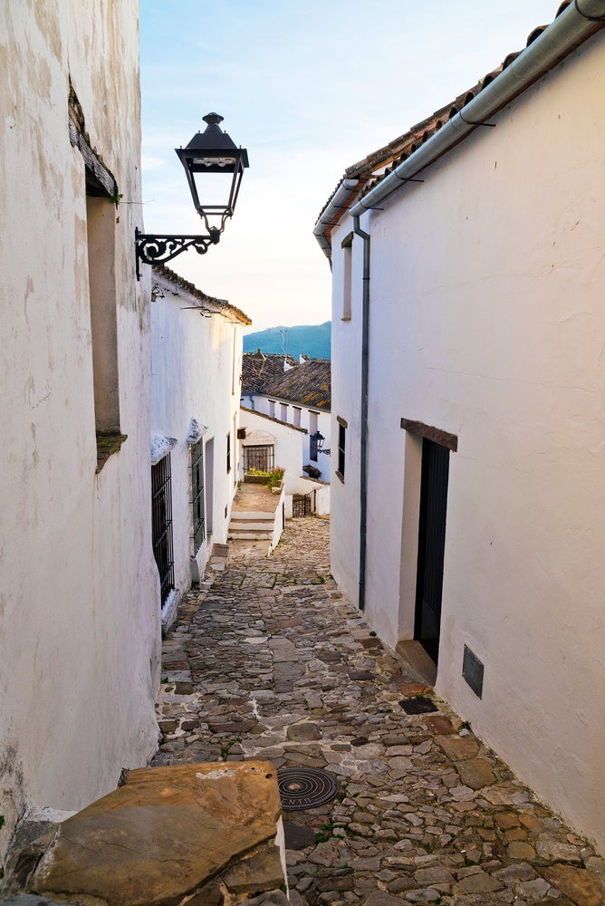 Para arrancar el mes de agosto te proponemos un viaje al pueblo: a la casa de los abuelos Para arrancar el mes de agosto te proponemos un viaje al pueblo: a la casa de los abuelos