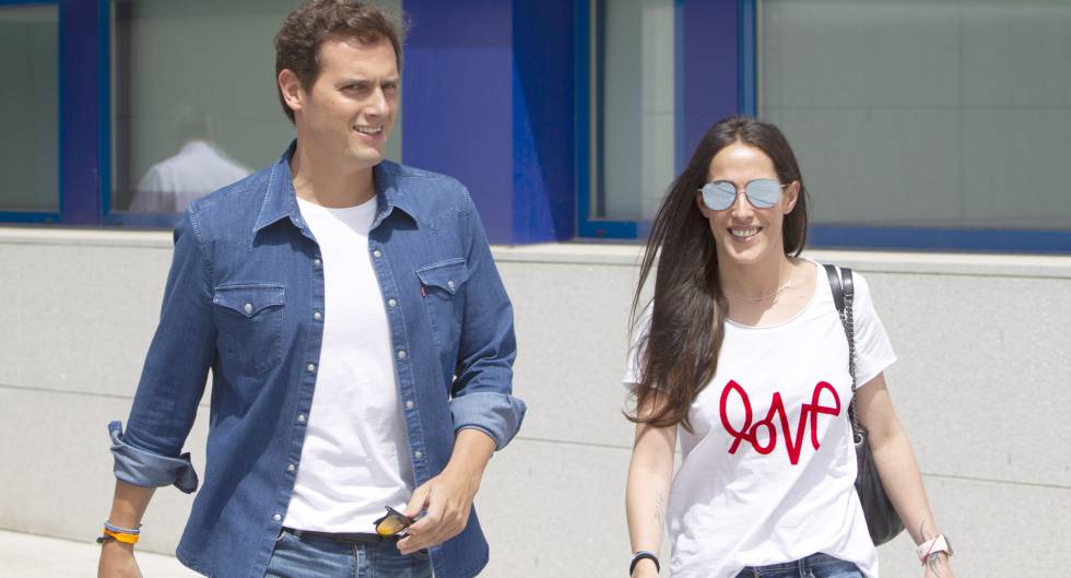 Malú y Albert Rivera ya son padres de una niña llamada Lucía Malú y Albert Rivera ya son padres de una niña llamada Lucía