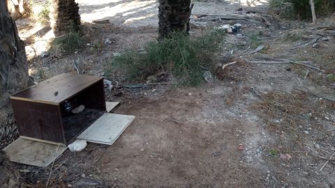 Restos de un enser dom&eacute;stico en el Hort de la Veleta de Elche. 